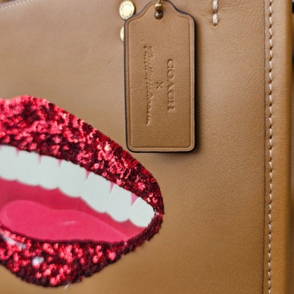 ☆MUST SELL-WILL TAKE ANY OFFERS☆ Coach X Tom Wesselmann Rogue25 NWT - Picture 7 of 8